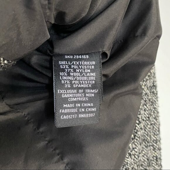 Le Chateau Women's Herringbone Style Blazer - Picture 6 of 7